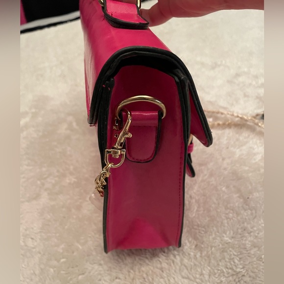 Pink Purse - Picture 5 of 16